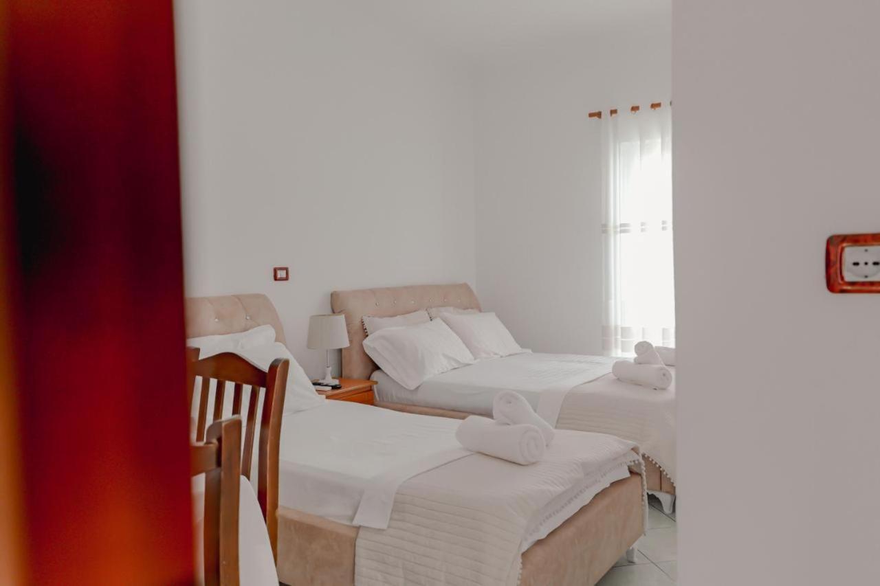 Sunflower Hotel Ксамил Екстериор снимка