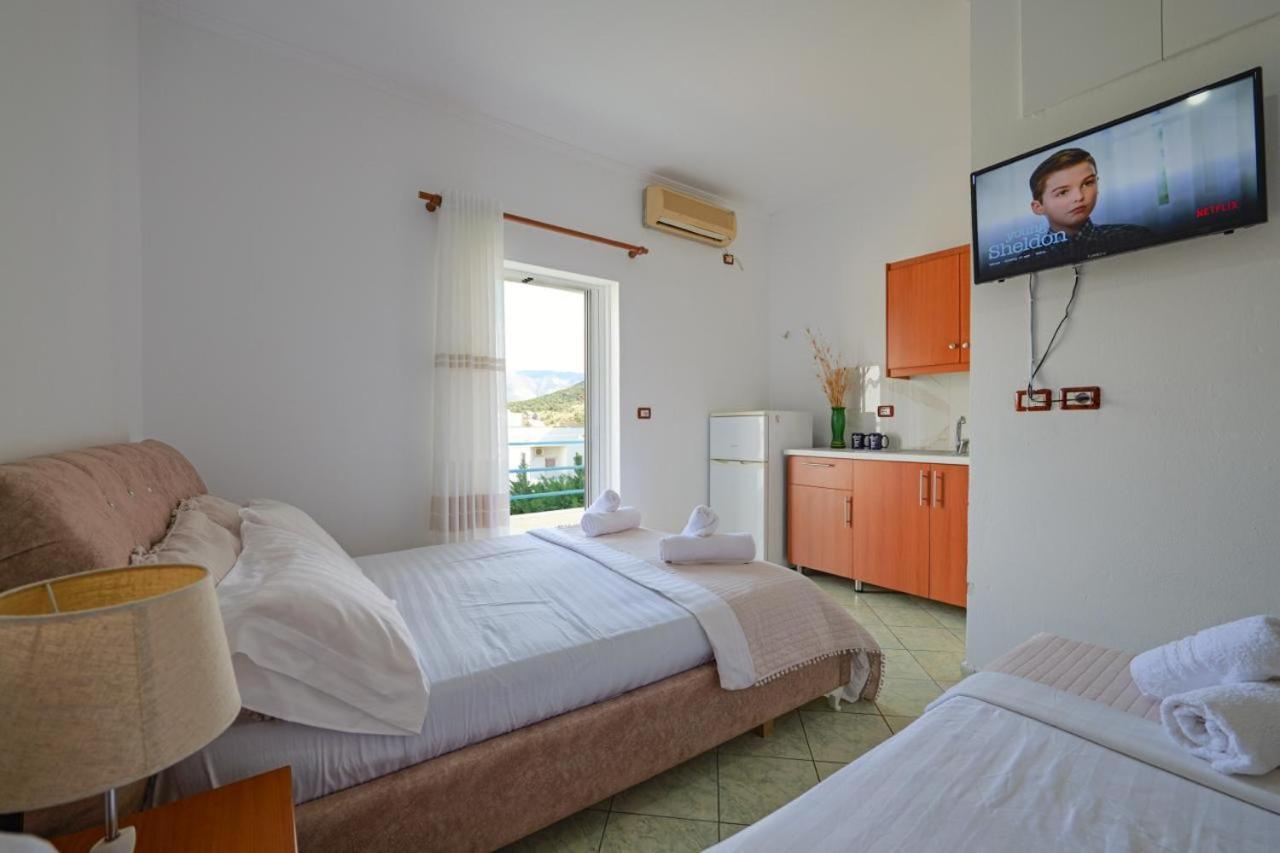 Sunflower Hotel Ксамил Екстериор снимка