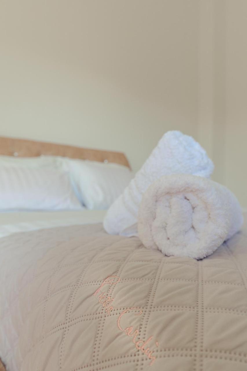 Sunflower Hotel Ксамил Екстериор снимка